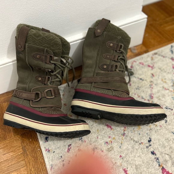 Sorel Joan of Arc Snow Boots Size 9.5 - Picture 3 of 4